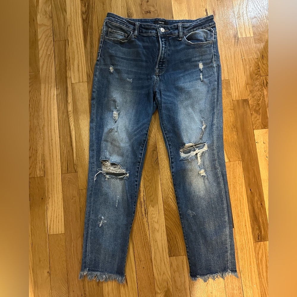 Vervet Raw Hem Straight Cut Jeans
